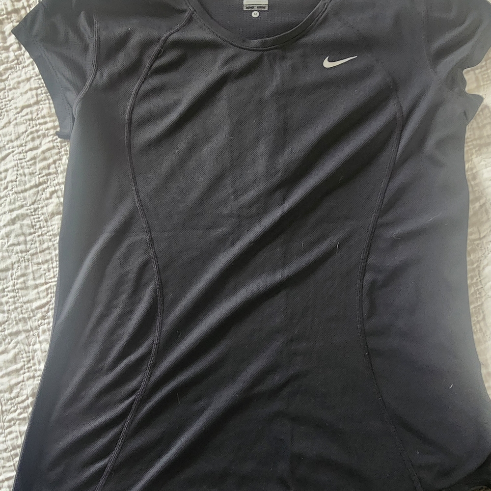 Nike Women's Black Sports Top - Picture 3 of 9